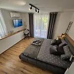 Vila Izziy By The With A Sea View And Heated Pool