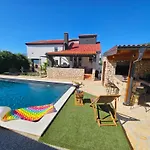 Izziy By The With A Sea View And Heated Pool *