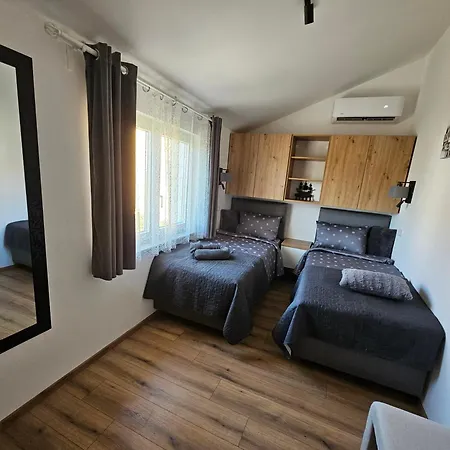 Willa Izziy -zadar, By The With A Sea View And Heated Pool *