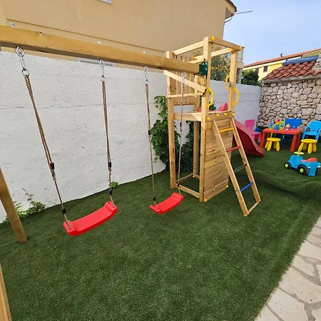 Izziy -zadar, By The With A Sea View And Heated Pool Willa *