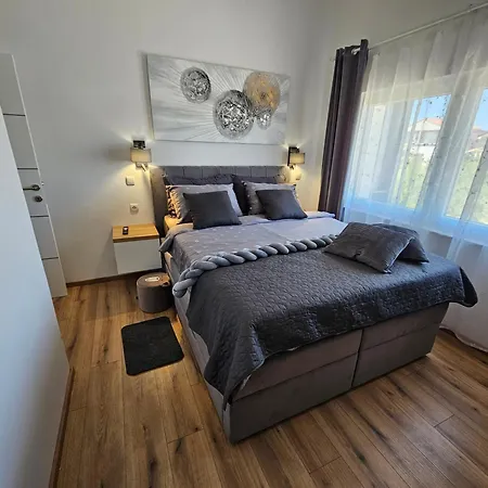 Izziy -zadar, By The With A Sea View And Heated Pool