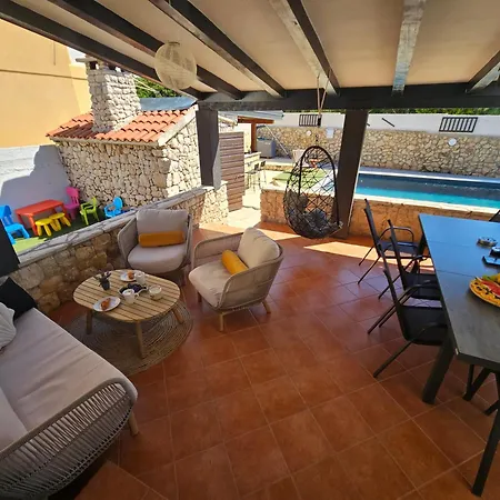 Izziy -zadar, By The With A Sea View And Heated Pool Willa
