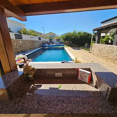 Willa Izziy -zadar, By The With A Sea View And Heated Pool *