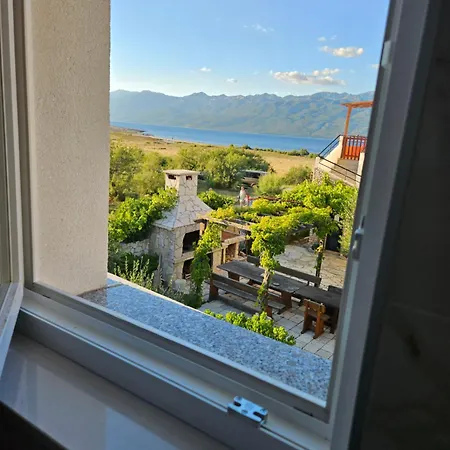 Izziy -zadar, By The With A Sea View And Heated Pool Willa