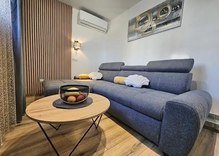 Izziy By The With A Sea View And Heated Pool