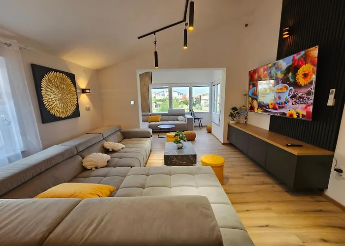Villa Izziy By The With A Sea View And Heated Pool *