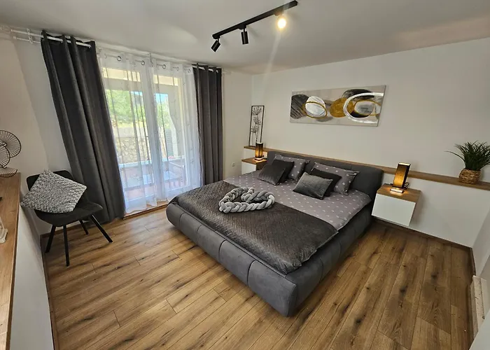 Izziy By The With A Sea View And Heated Pool Villa *
