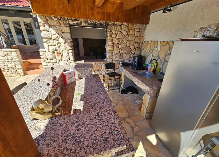 Izziy By The With A Sea View And Heated Pool *